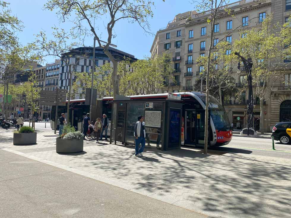 バルセロナ「21世紀の街路」計画とは？ 都市空間を人中心に大改造