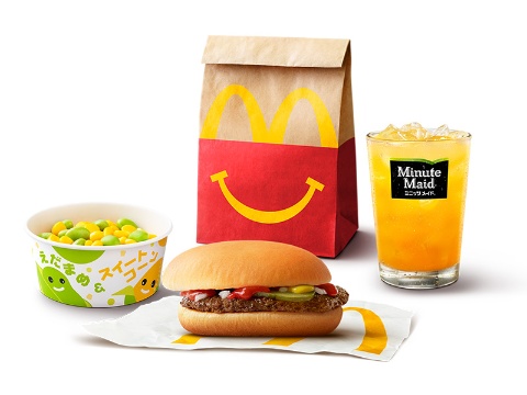 ハッピーセットはバーガーとサイドメニュー、ドリンクという構成。これにオリジナルのおもちゃが付く