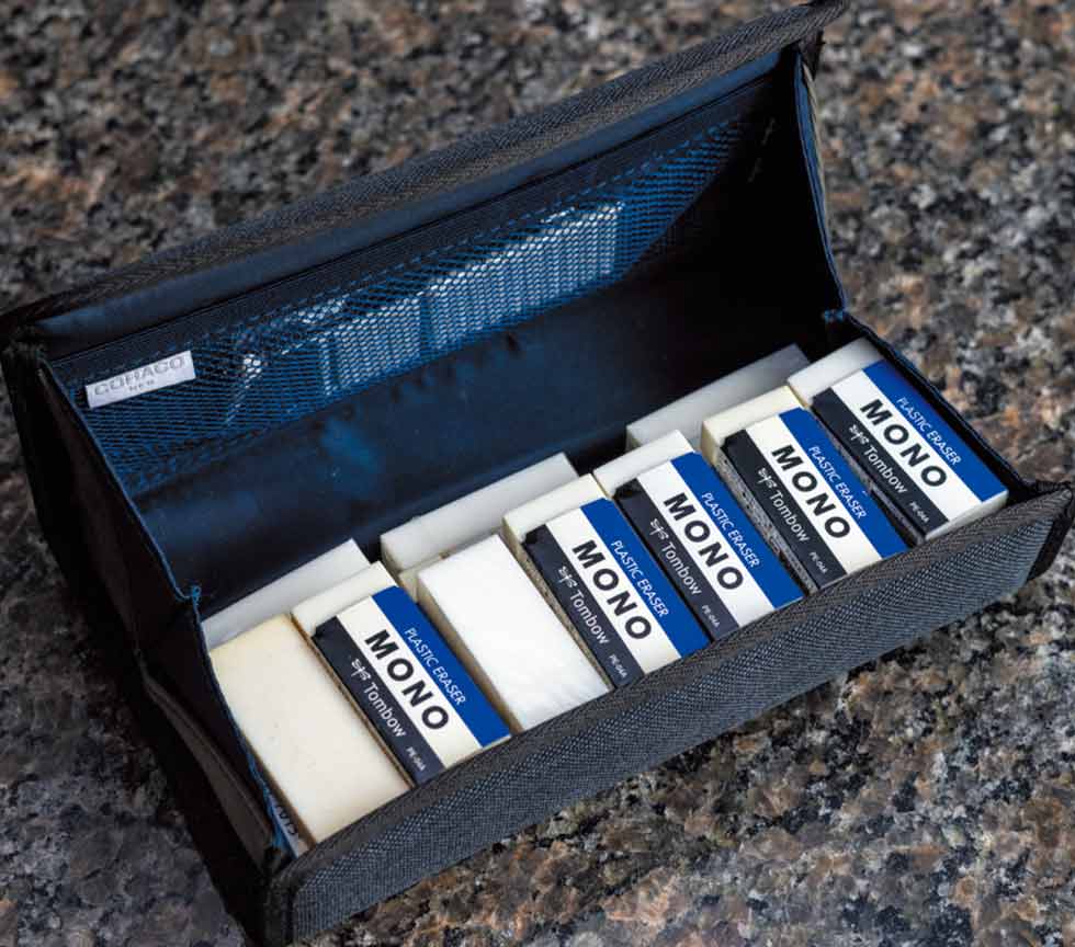 消して「描く」 クリエーター窪之内英策のMONO消しゴム活用術：日経