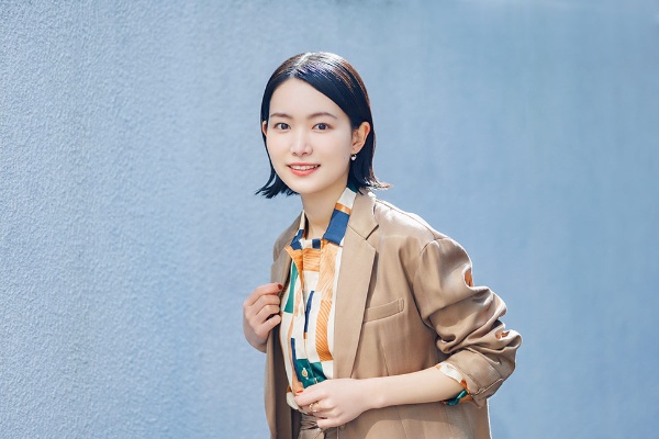 小川紗良 俳優 映画監督 文筆の 三刀流 が見据える未来とは 日経クロストレンド 小川紗良 俳優 映画監督 文筆の 三刀流 が見据える未来とは 日経クロストレンド