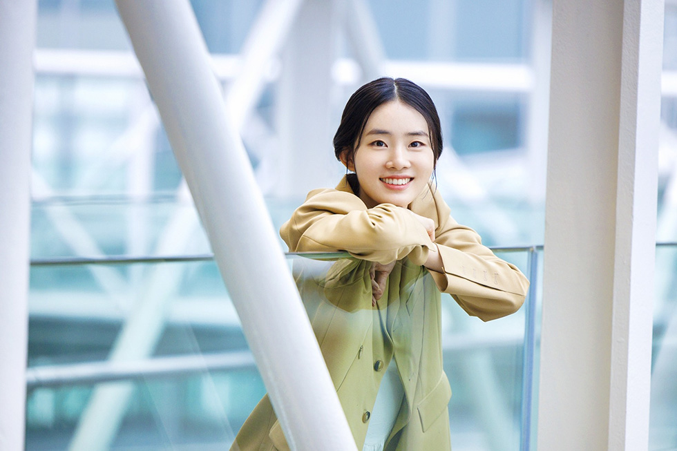 シン・シア 1400人超の中から主役をつかんだ期待の新人:日経クロストレンド