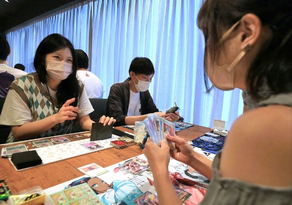 ポケモン ワンピース 女性も トレカ のとりこ 推し活感覚 日経クロストレンド ポケモン ワンピース 女性も トレカ のとりこ 推し活感覚 日経クロストレンド