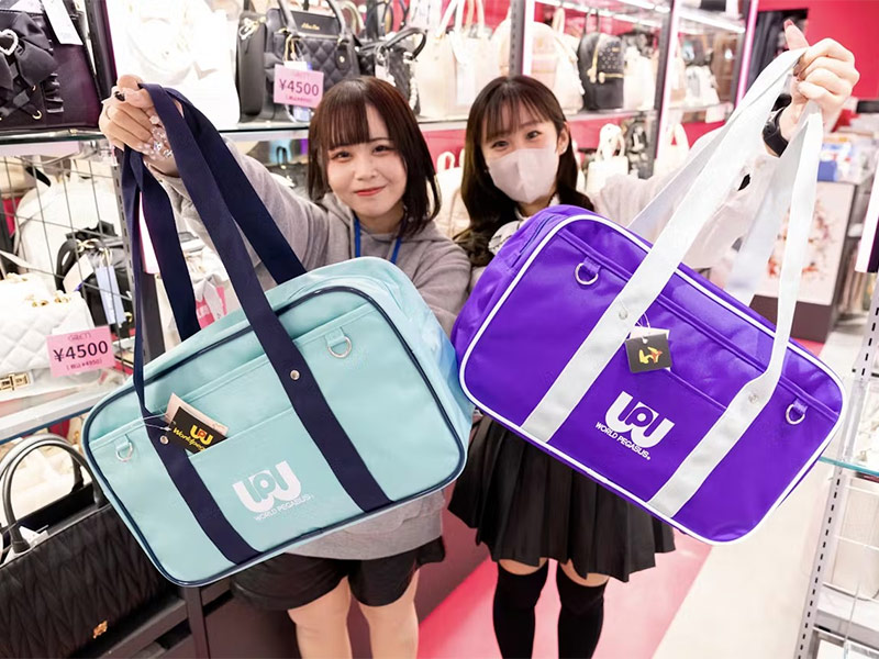 八王子発の学校バッグ｢ワッペ｣争奪戦　平成感のある派手さが今どき