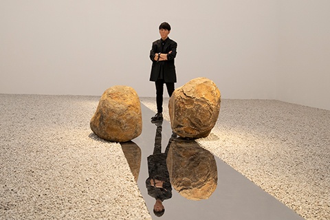 「李禹煥」展展示会場にて 撮影/小泉賢一郎