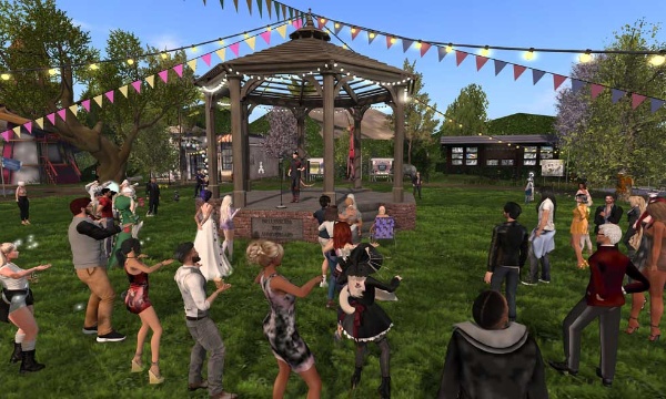 メタバースは セカンドライフ の二の舞になる 識者が対談 日経クロストレンド メタバースは セカンドライフ の二の舞になる 識者が対談 日経クロストレンド