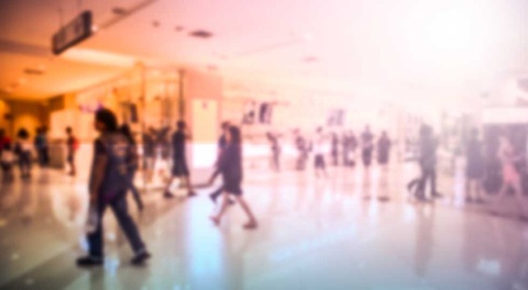 自治体が公開している公的データや、民間企業が公開している人流データなど、無料で使えるオープンデータは意外に多い(画像/Shutterstock)