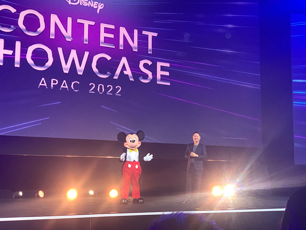 ディズニーがシンガポールで大規模発表会 実感したアジアパワー 日経クロストレンド