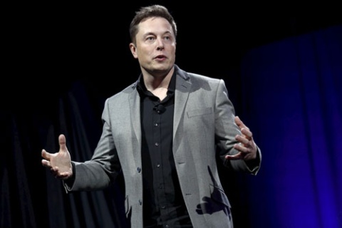 数多くのSFを読みあさってきたイーロン・マスク(写真:ロイター)