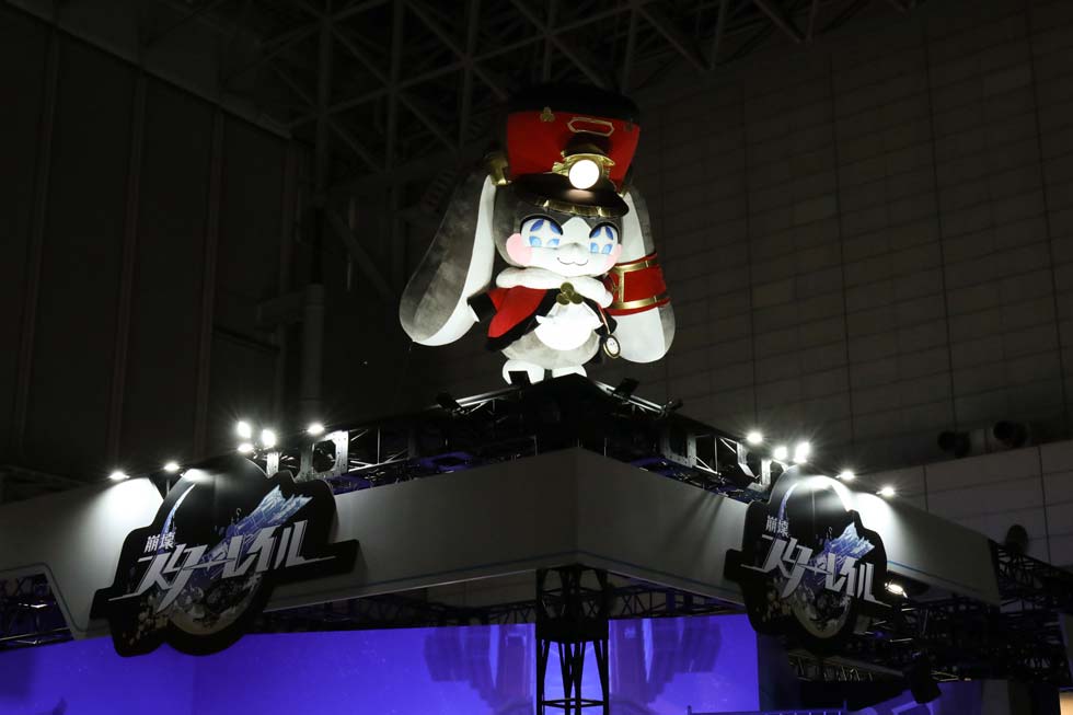 天井って見てる? メーカーの特色が現れるバルーン探索記【TGS2023 天井って見てる? メーカーの特色が現れるバルーン探索記【TGS2023