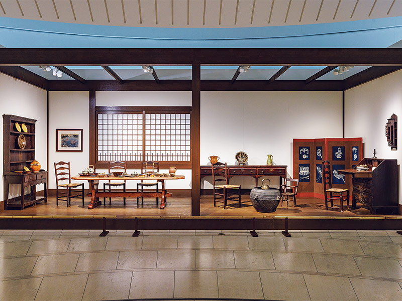 「民藝」展が大人気　現代に通じる見せ方が奏功