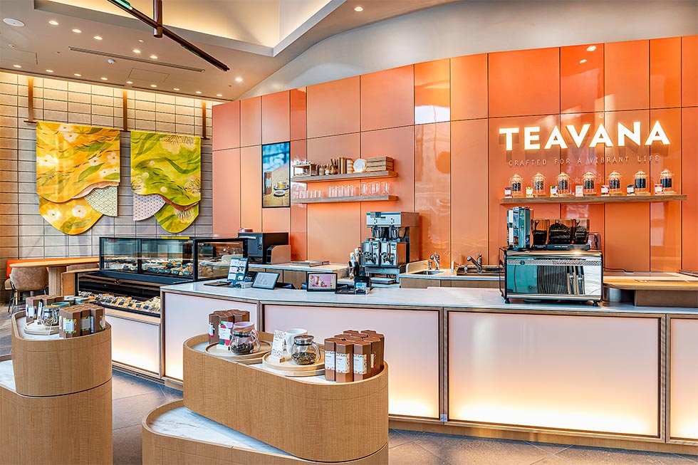 スタバのティー特化店「店舗デザイン3原則」 リラックスもたらす秘訣