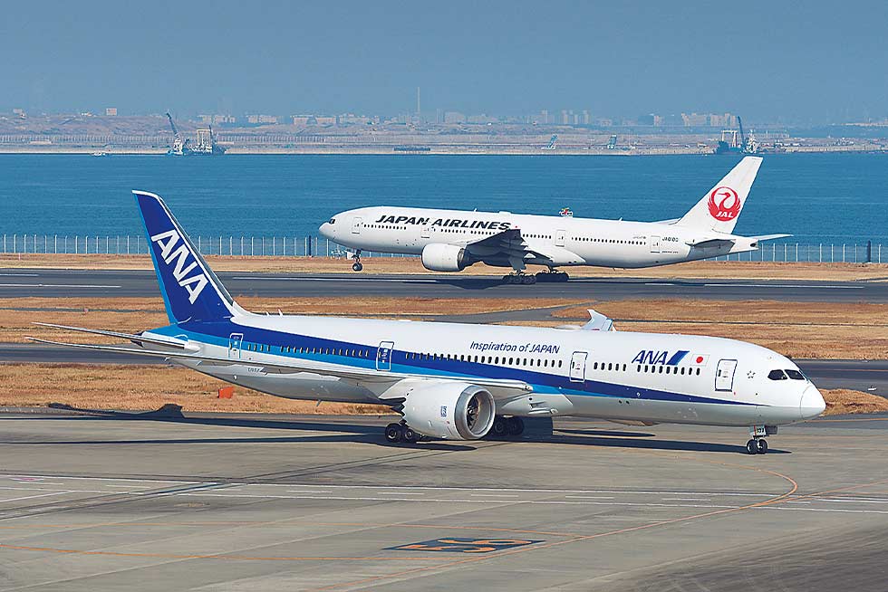 ANAとJAL、無料クレカで高還元率を狙う方法 6月末までのお得技も：日経クロストレンド