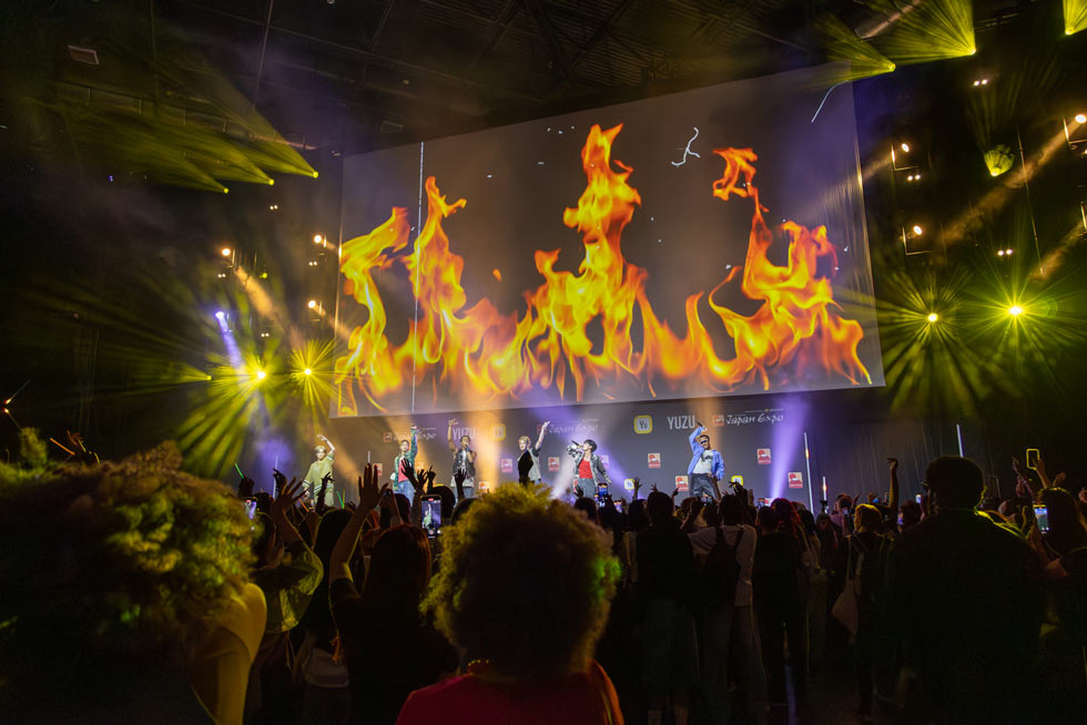 PSYCHIC FEVERに仏ファン熱狂 SNS投稿でつながり、目指す世界：日経