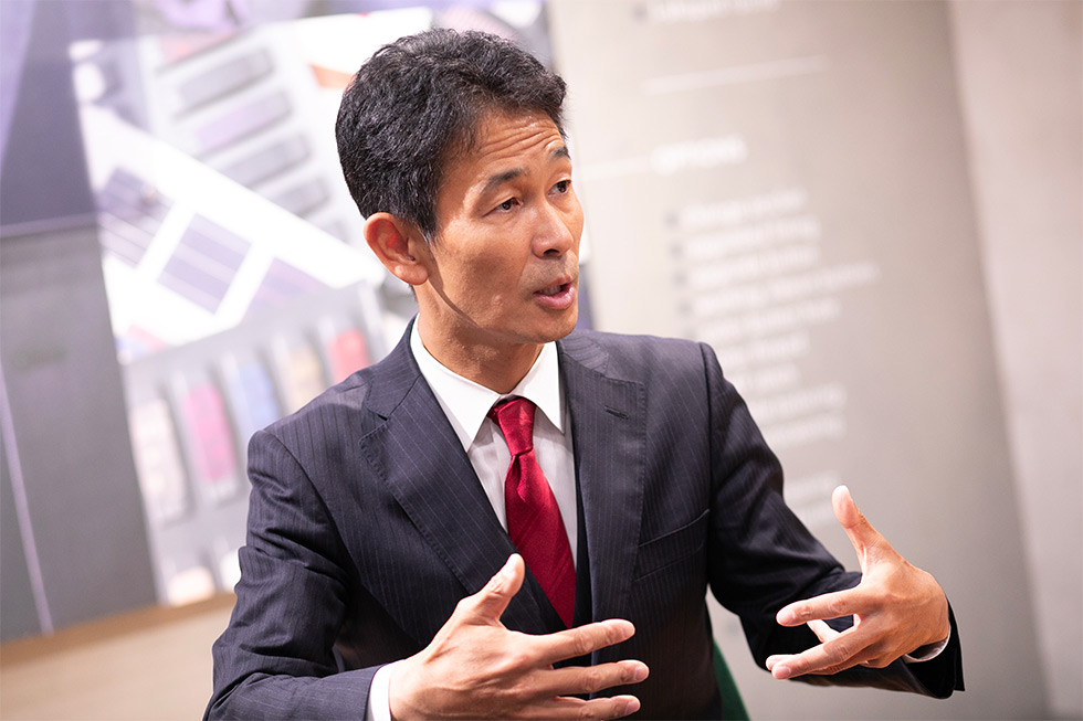 オーダースーツSADA、コロナ禍乗り越え過去最高売上 なぜ危機に強い