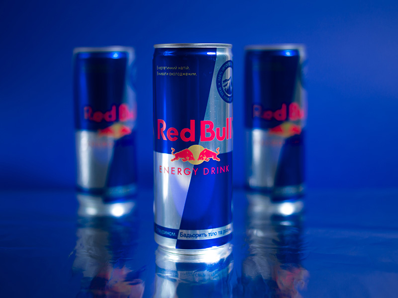 なぜ若者は「レッドブル」を飲むのか　隠れたCEPsをデータで探索