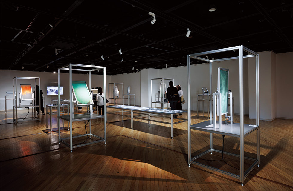 島津製作所は分析技術をアートに 「ウェルビーイングデザイン」目指す