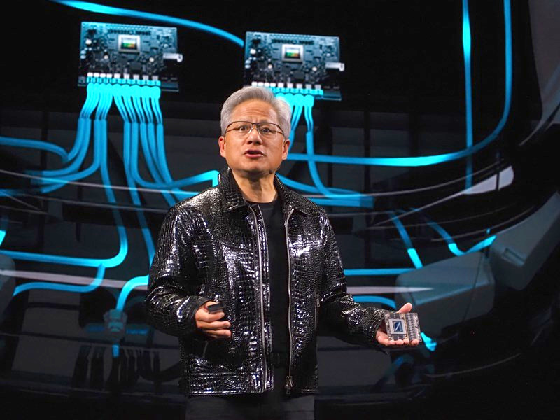 米NVIDIA「ロボットにもChatGPT並みの衝撃」 癒やしロボも進化：日経