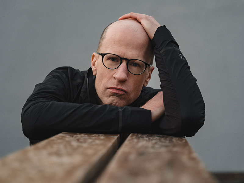 AIによる人類滅亡を警告　マスクやアルトマンに衝撃を与えた哲学者