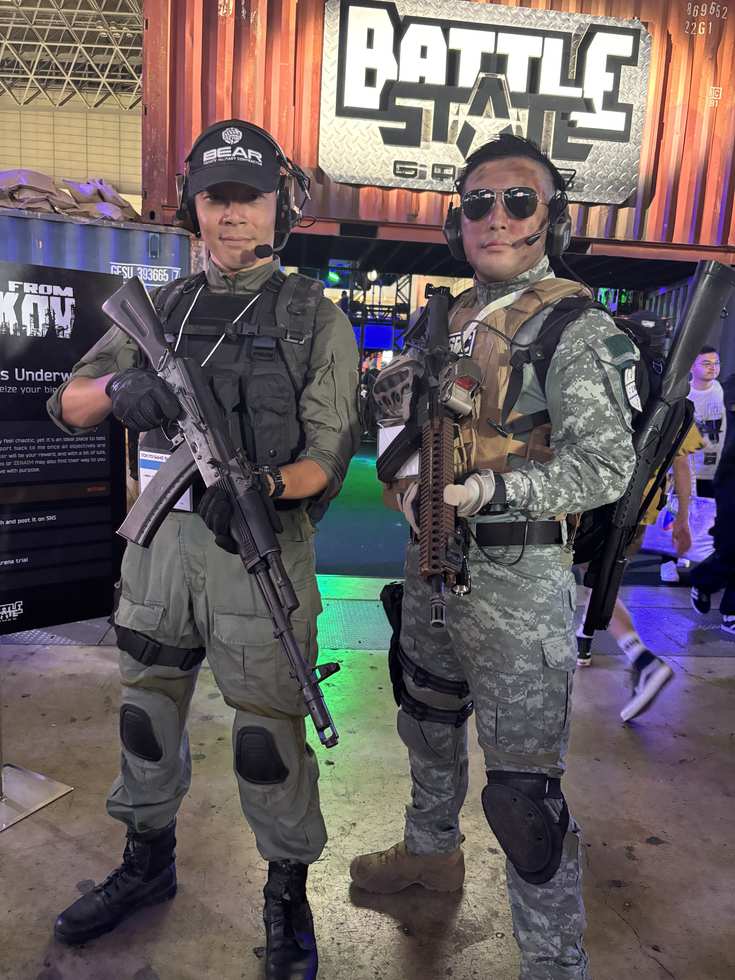 Escape from Tarkovブースは軍人の世界観 筋トレもできるよ【TGS2025