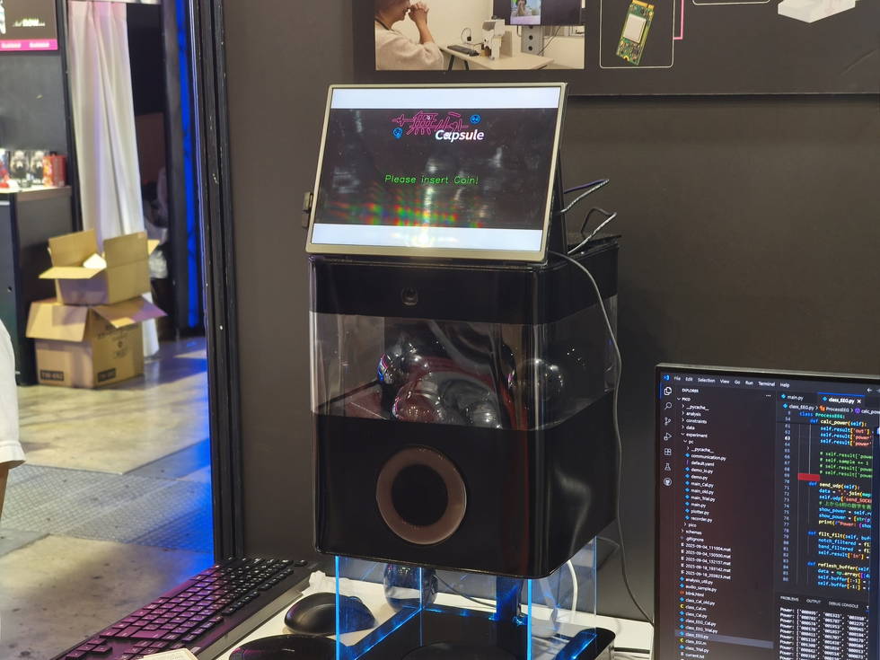 コナミ　アスキー　他ゲーム機周辺機器　１４点　バラ売り不可　未開封　未動作確認 コナミ アスキー 他ゲーム機周辺機器 14点 バラ売り不可 未開封 未動作