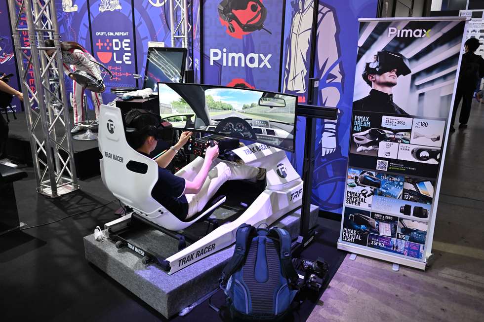 レーシングコントローラーは巨大モーター搭載が主流に【TGS2025