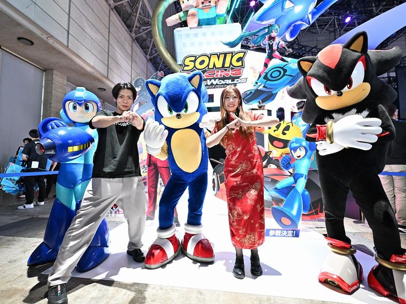 マヂラブ野田、セガブースで念願の試遊　周りの声はもう聞こえない【TGS2025】