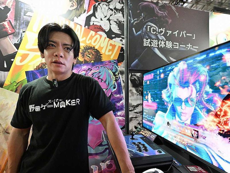 マヂラブ野田、「スト6」でヴァイパーと対戦　トラウマに悶絶【TGS2025】