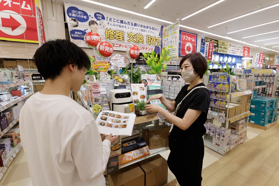 アイリスオーヤマの家電成長に影の立役者 売り場にプロ販売員を派遣