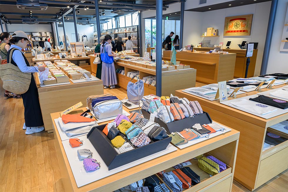 中川政七商店「商品企画シート」公開 「2万円のお盆飾り」完売の秘訣