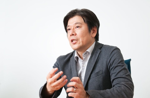 日清食品マーケティング部の藤野誠部長。第1グループ(「カップヌードル」を担当)のブランドマネジャーも兼任する