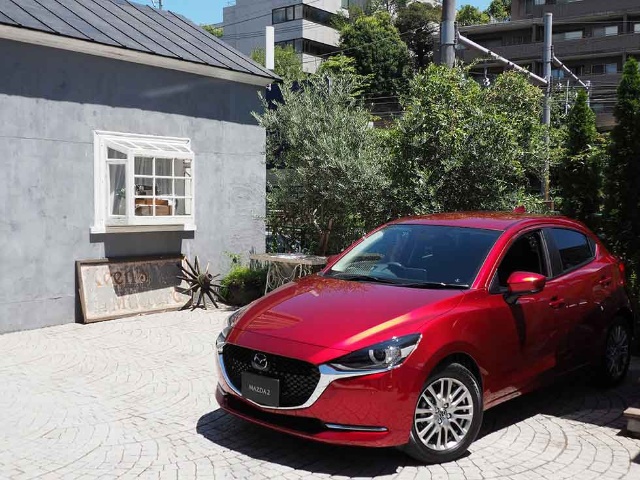 デミオ から Mazda2 へ マツダのコンパクトカーの戦い方 日経クロストレンド デミオ から Mazda2 へ マツダのコンパクトカーの戦い方 日経クロストレンド