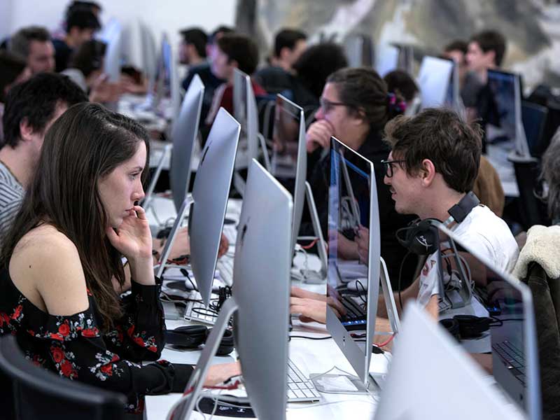 授業料無料・24時間制のエンジニア養成校「42」　遂に日本上陸