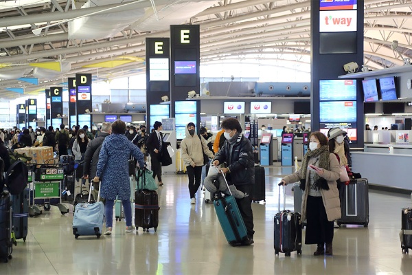 Lineの飲食店向け電話応対ai 新型コロナ健康確認で厚労省と連携 日経クロストレンド Lineの飲食店向け電話応対ai 新型コロナ健康確認で厚労省と連携 日経クロストレンド