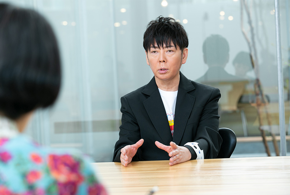 クリエイティブディレクターの佐藤可士和氏（写真／的野弘路）
