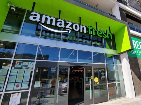 アマゾンが米カリフォルニア州ロサンゼルスなどで展開している大型の食品スーパー「Amazon Fresh」
