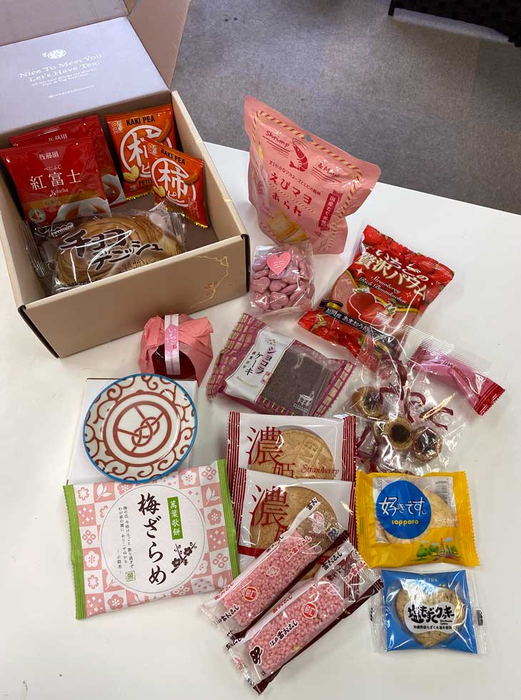 Amazon.co.jp: お菓子の詰め合わせ 大量お菓子セットA
