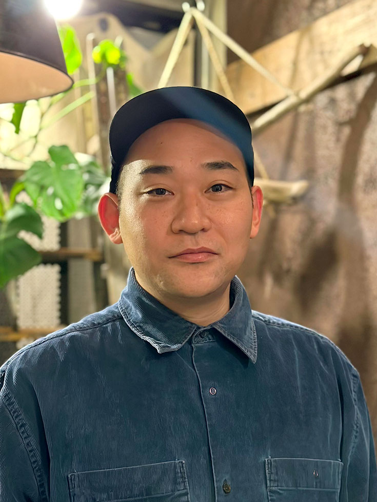 現在、社長を務める山田久人氏 (C)BA…：日経クロストレンド