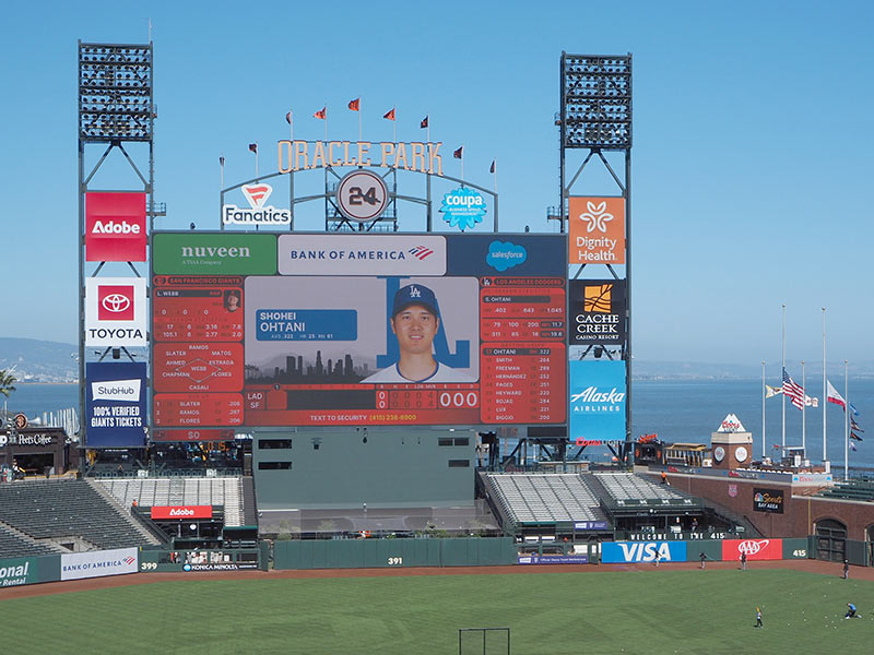 MLBジャイアンツの球場マーケ　高速通信で動員数を取り戻せ