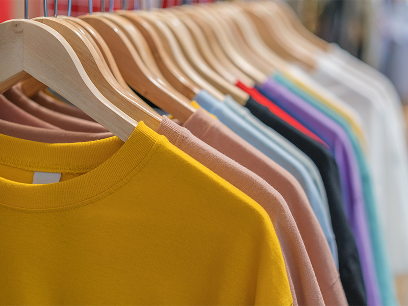 アパレル各社がBtoB参入　ワールド、アダストリア…5社の戦略を徹底比較