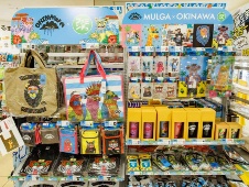 沖縄ファミマはなぜ強い、独自商品に観光客も夢中 エリアマーケの鉄則