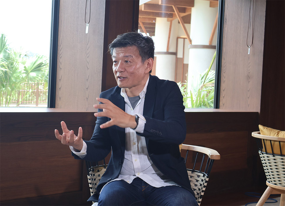 沖縄にテーマパークをつくることの難易度の高さを認めたうえで、それでも挑戦したと語る森岡氏