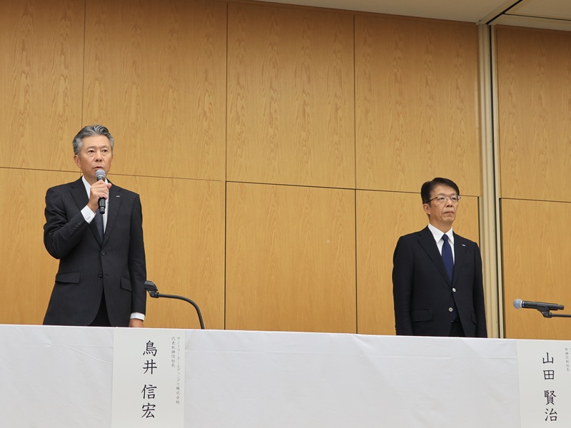 サントリー新浪氏辞任で問われる「依存」商売　ストロング系、スマホ…