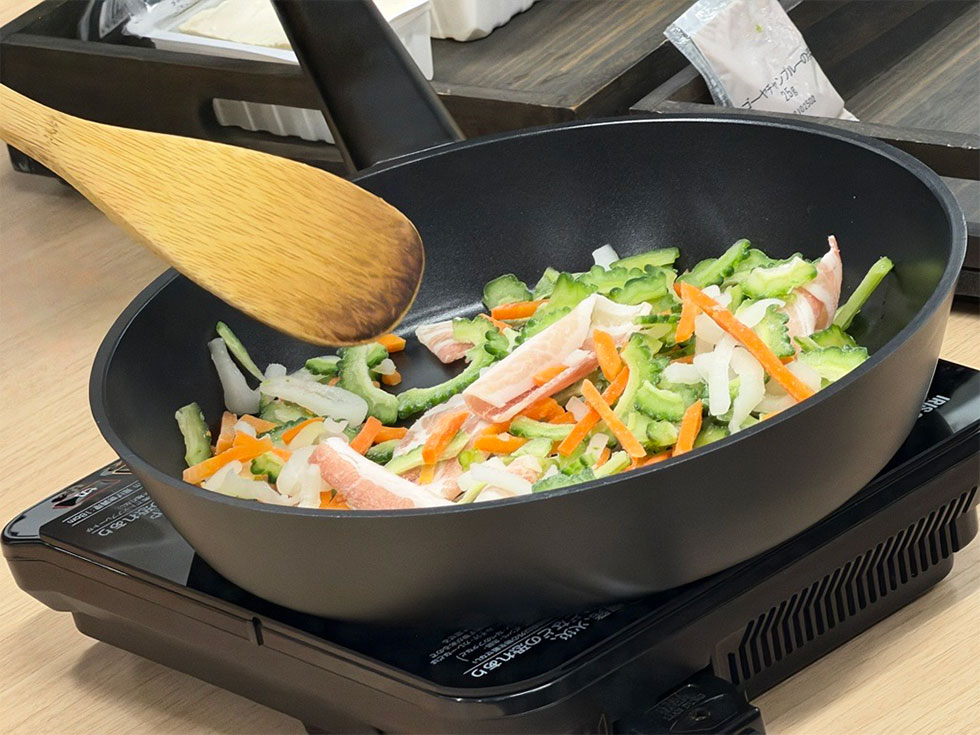 冷凍食品“かさ増し”をマーケ施策に オイシックスが解禁の裏側：日経