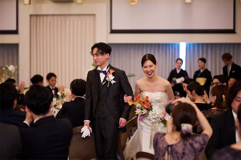 サイバー子会社、結婚式場業界の禁忌に挑む 式場の金額を事前に開示