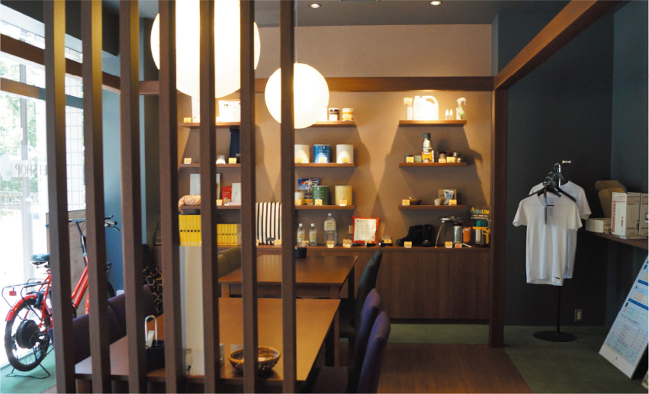 東京・市ヶ谷にはショールーム兼店舗もある