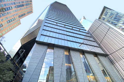 サイドウォークラボのオフィスがある米ニューヨークのビル(筆者撮影)