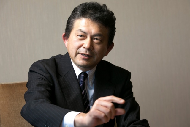 「DCMでは、ワイパーやブレーキ、ドアの動き、燃料の残量など、クルマの挙動をかなり細かく把握できる。こういったものが重要なビッグデータとなる」(トヨタ・山本氏)