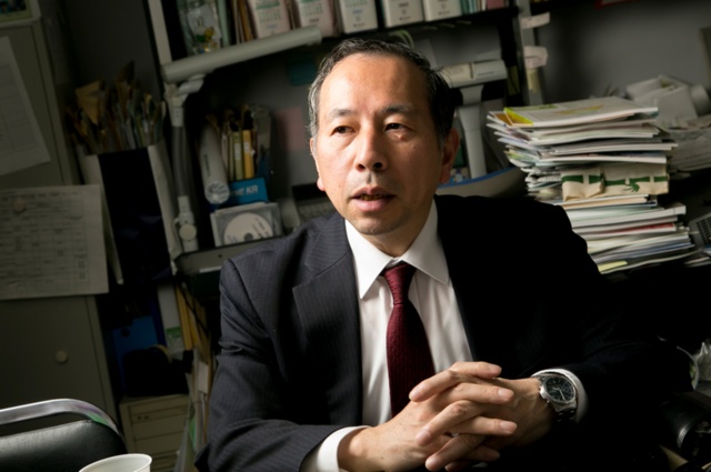 東京大学の生産技術研究所 次世代モビリティ研究センターの須田義大教授。ITS Japan理事、自動車技術会理事・フェロー、鉄道総合技術研究所理事、日本鉄道技術協会理事、日本機械学会フェローを務めるなど、自動車・交通業界全般に関わるキーマン