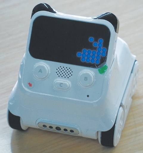 AIの仕組みを学べる最新ロボット「codey rocky」