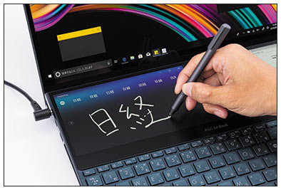 4K×2画面が使える高級ノートPC 性能はゲーミングPCに匹敵：日経クロス